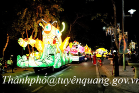 Phường Tân Quang tổ chức Đêm hội trăng rằm và thi mô hình đèn Trung thu