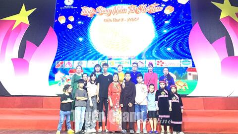Thành phố Tuyên Quang có 10 trẻ em khuyết tật tham dự chương trình “Thắp sáng niềm tin cho em”