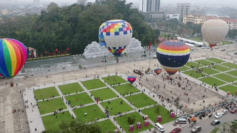 Ngày 27/4, Lễ hội khinh khí cầu quốc tế lần III sẽ được khai mạc tại Quảng trường Nguyễn Tất Thành, thành phố Tuyên Quang.