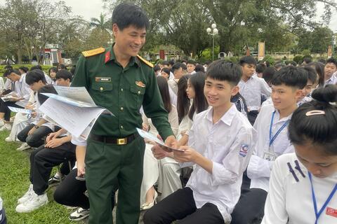 Ban Chỉ huy Quân sự thành phố Tuyên Quang tuyên truyền về tuyển sinh vào Học viện, các trường trong Quân đội năm 2024