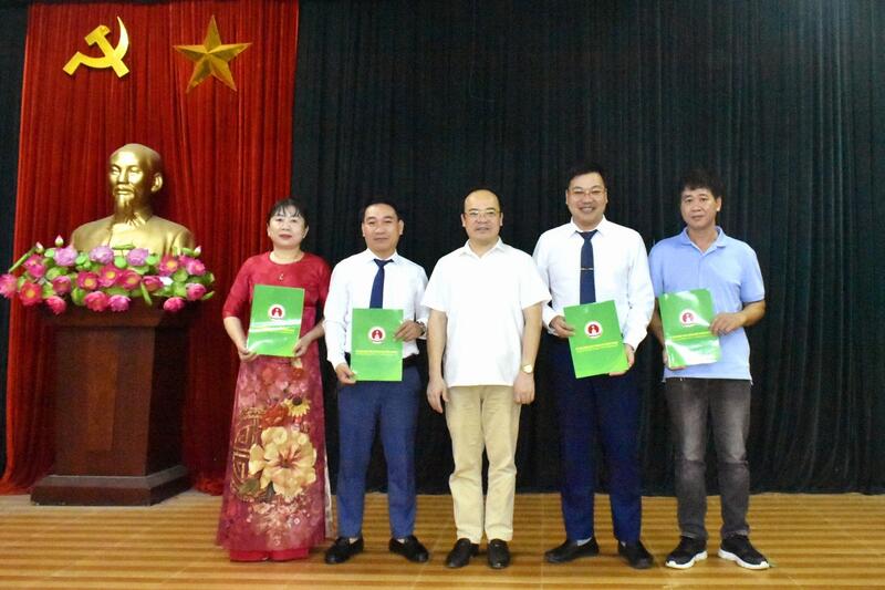 Thành phố Tuyên Quang công bố các quyết định về công tác cán bộ