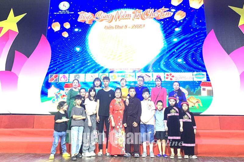Thành phố Tuyên Quang có 10 trẻ em khuyết tật tham dự chương trình “Thắp sáng niềm tin cho em”
