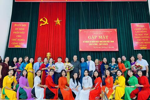 Phường Tân Hà tổ chức gặp mặt kỷ niệm 40 năm ngày Nhà giáo Việt Nam !