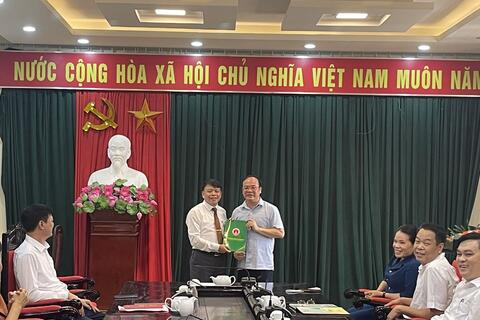 Ủy ban nhân dân thành phố Tuyên Quang công bố quyết định về công tác cán bộ
