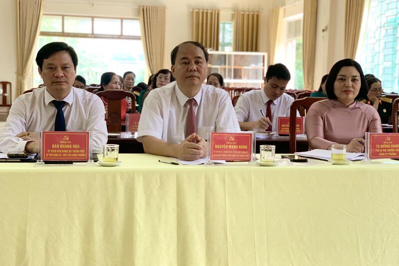 Phường Hưng Thành tổ chức Hội nghị biểu dương các tập thể, cá nhân tiêu biểu trong học tập và làm theo tư tưởng, đạo đức, phong cách Hồ Chí Minh năm 2024.