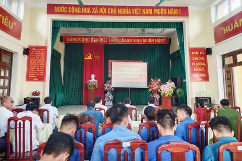 Phường Đội Cấn tổ chức hội nghị tập huấn triển khai cài đặt và sử dụng ứng dụng chính quyền số tỉnh Tuyên Quang (App Tuyên Quang ID).